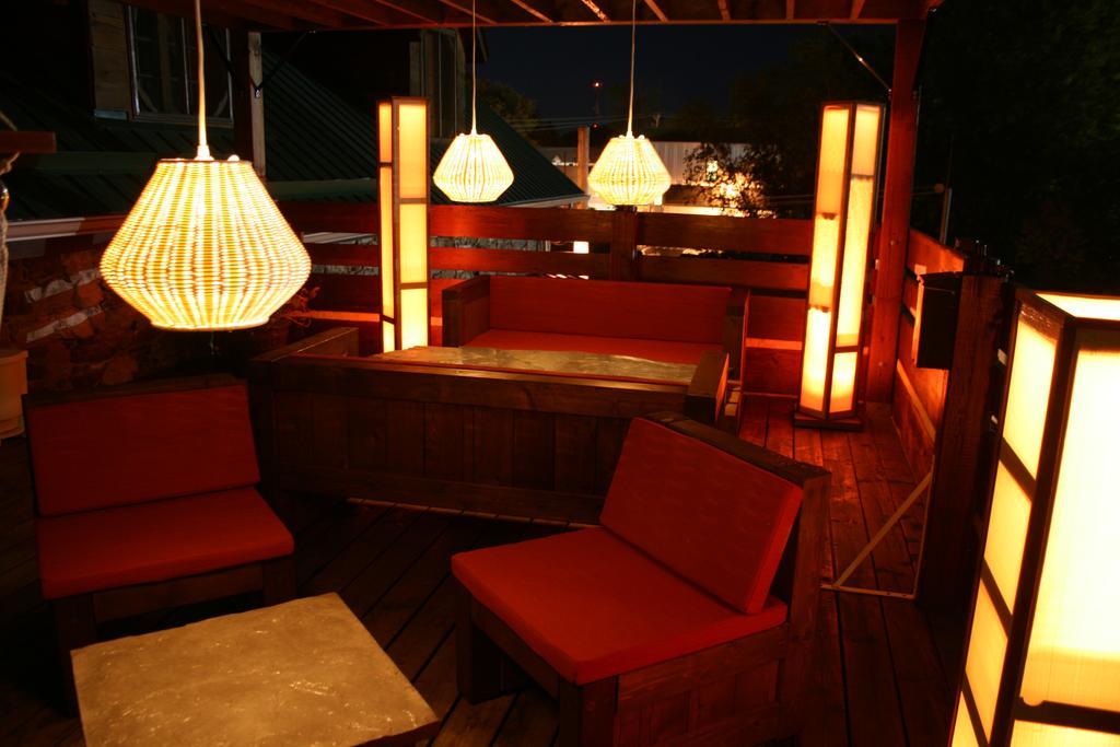 Hotel Manoir Ramezay Marieville Exterior foto